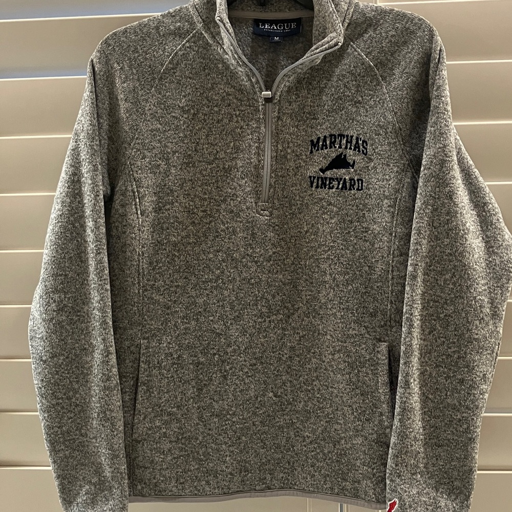 League Martha’s Vineyard Women’s Zip Up Sweater in Heather Gray